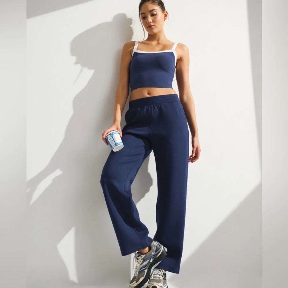 NWT Abercrombie & Fitch YPB neoKNIT On The Go Straight Leg Pant - Picture 5 of 7